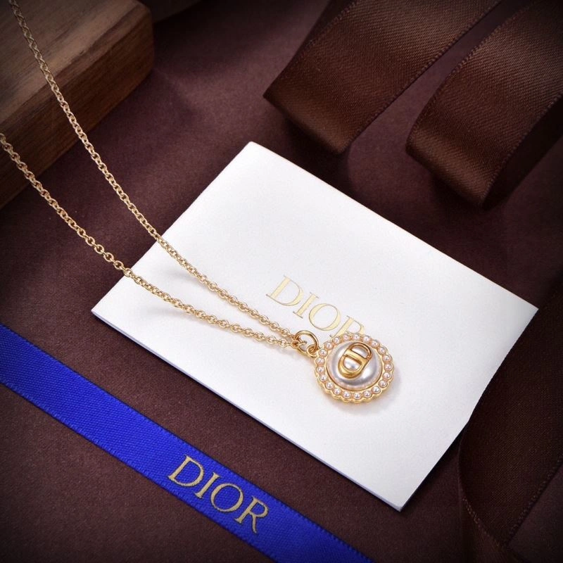 HighQuality Christian Dior Necklaces 235956