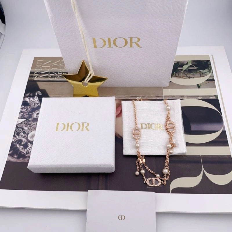 Christian Dior Necklaces Effortless 235958