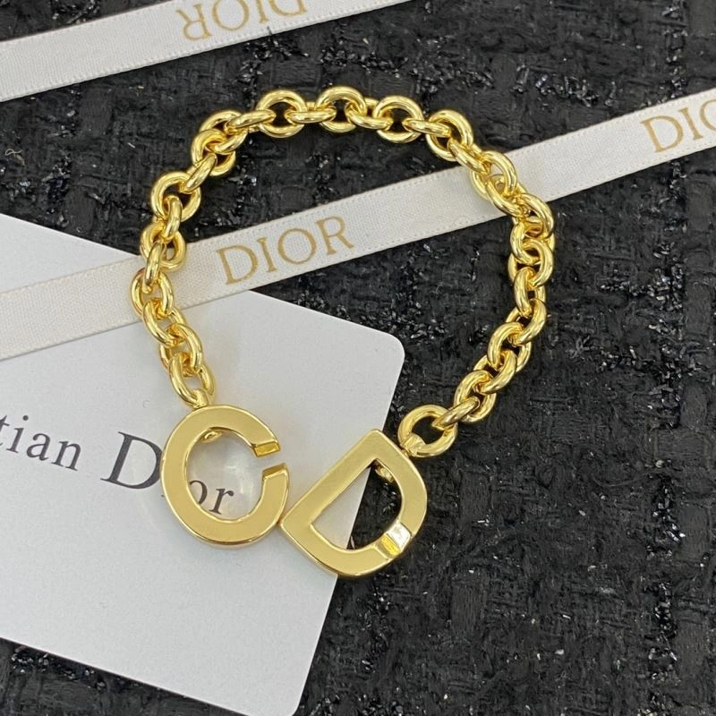 Efficient Christian Dior Necklaces 235946