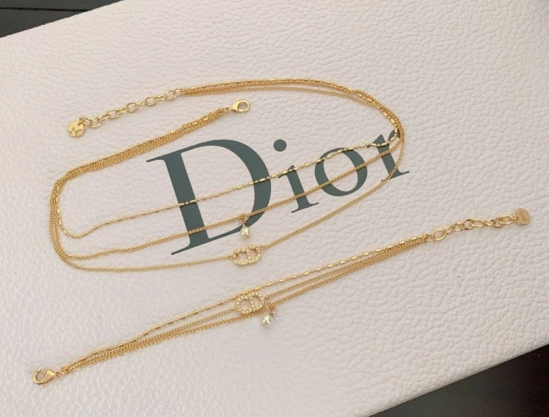 Christian Dior Necklaces Affordable 235948