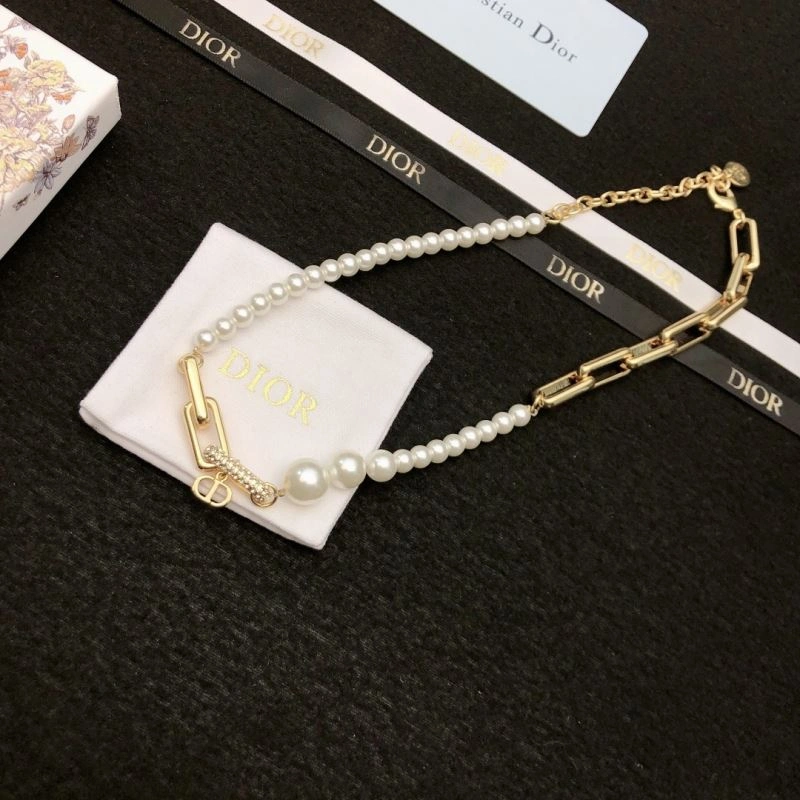 Christian Dior Necklaces Modern 235947