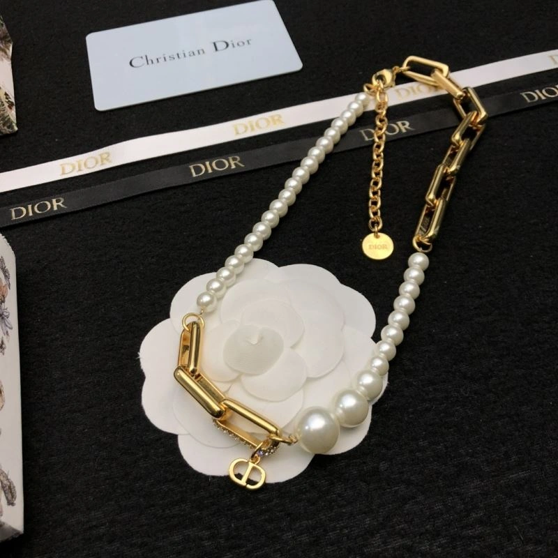 Christian Dior Necklaces Modern 235947