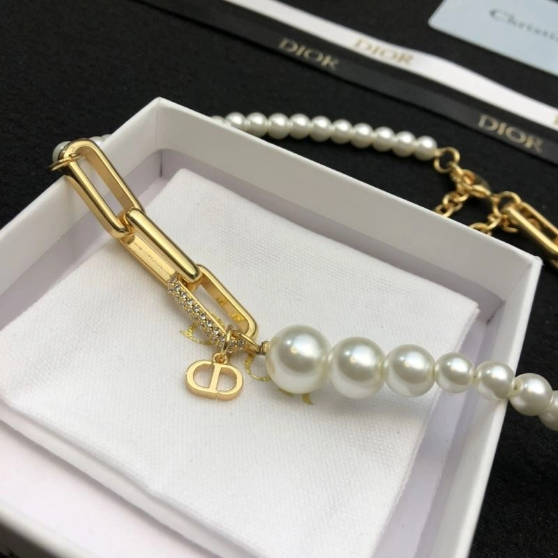 Christian Dior Necklaces Modern 235947