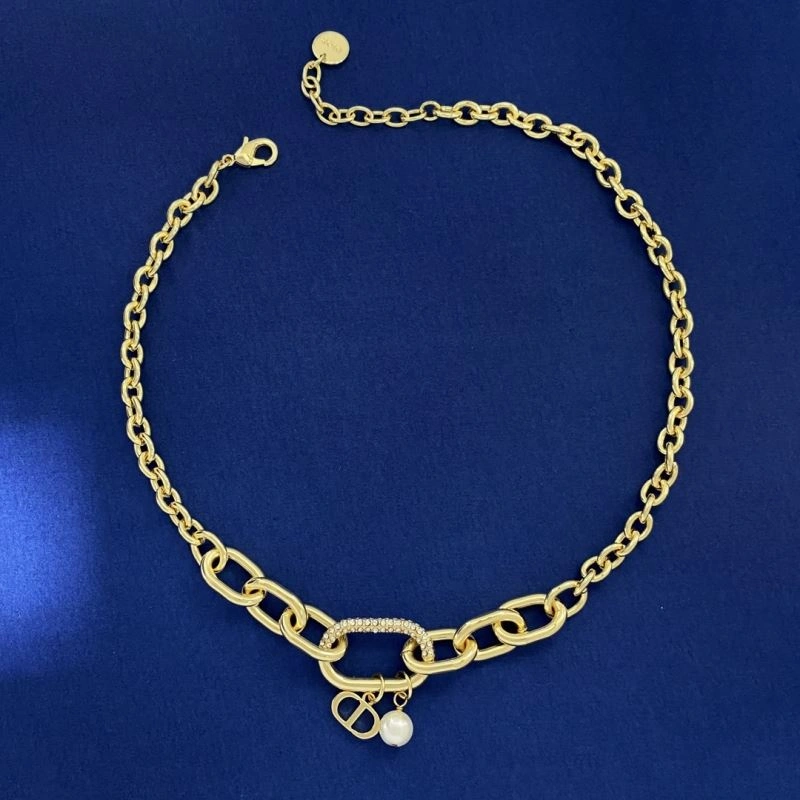 Christian Dior Necklaces Attractive 235941