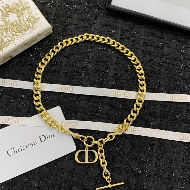 WrinkleFree Christian Dior Necklaces 235930