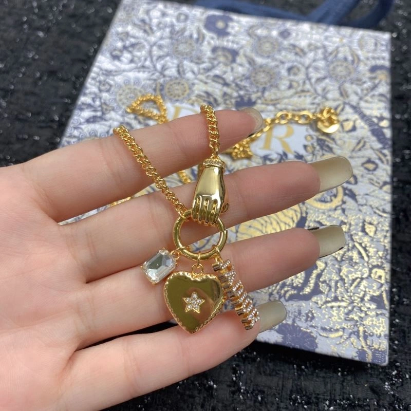 Christian Dior Necklaces Trendy 235931