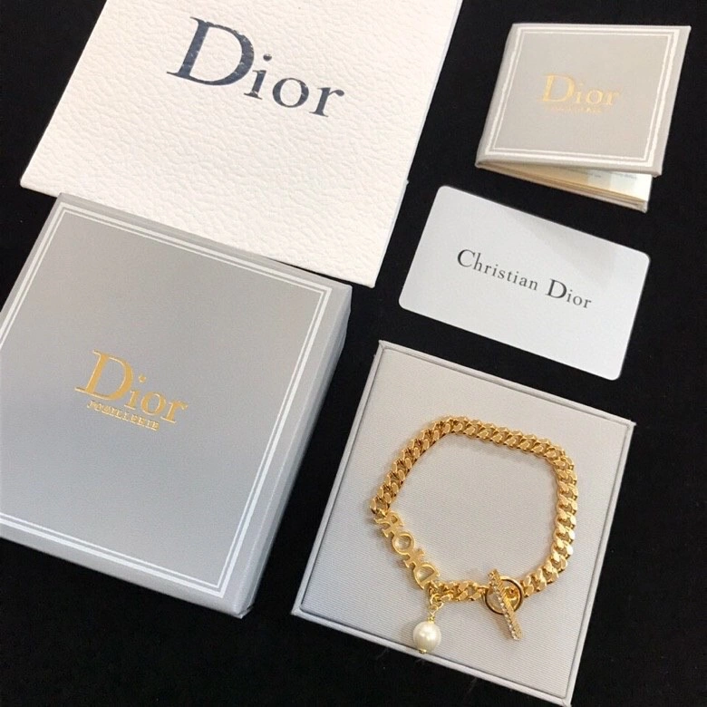 Soft Christian Dior Necklaces 235933