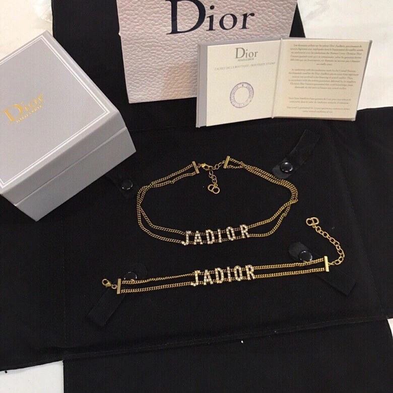 Affordable Christian Dior Necklaces 235926
