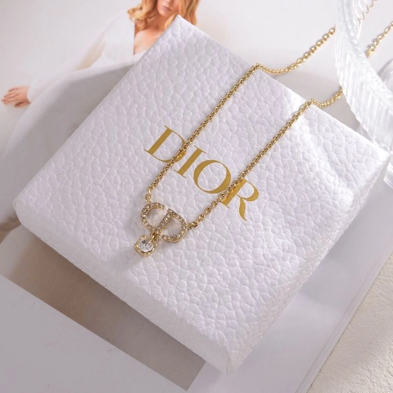 MoistureWicking Christian Dior Necklaces 235922