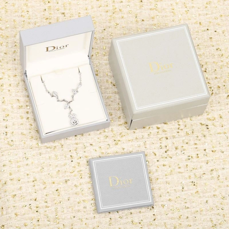 SoftTouch Christian Dior Necklaces 235924