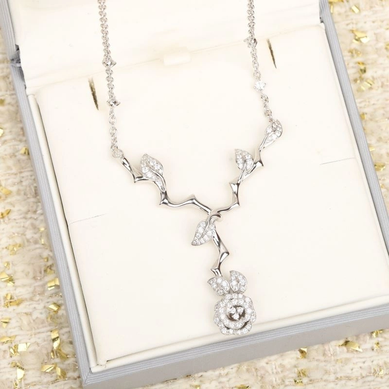 SoftTouch Christian Dior Necklaces 235924