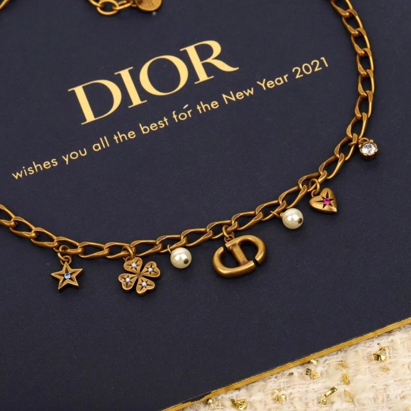 MultiPurpose Christian Dior Necklaces 235919