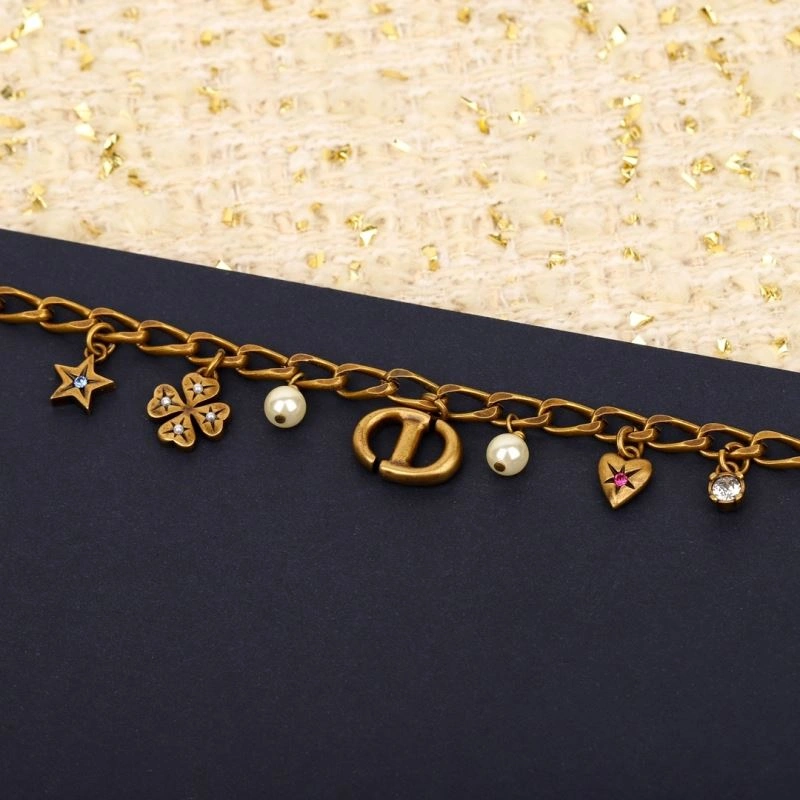 MultiPurpose Christian Dior Necklaces 235919