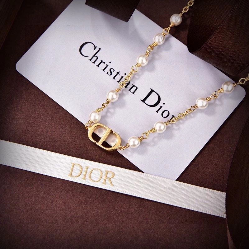 Christian Dior Necklaces DailyWear 235762