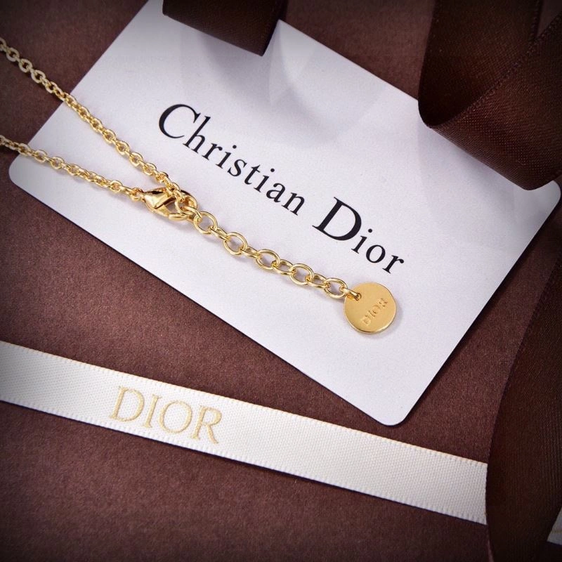 Christian Dior Necklaces DailyWear 235762