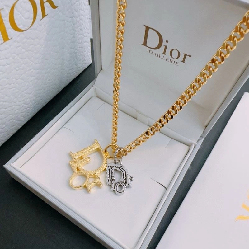 Breathable Christian Dior Necklaces 235751