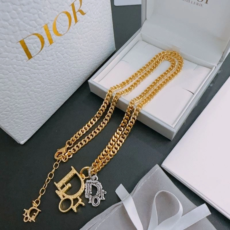Breathable Christian Dior Necklaces 235751