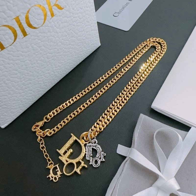 Breathable Christian Dior Necklaces 235751