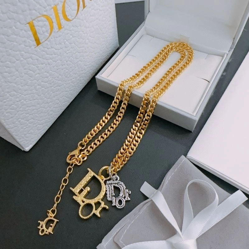 Breathable Christian Dior Necklaces 235751