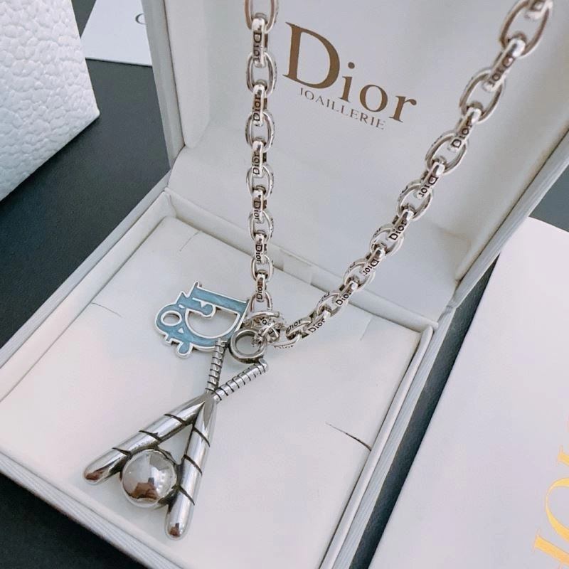 Efficient Christian Dior Necklaces 235755