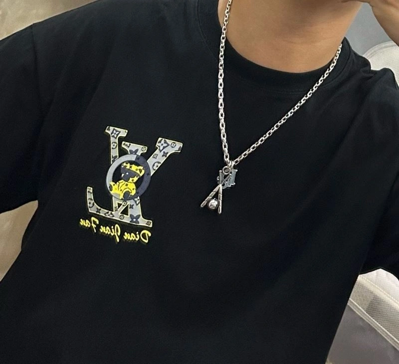 Efficient Christian Dior Necklaces 235755
