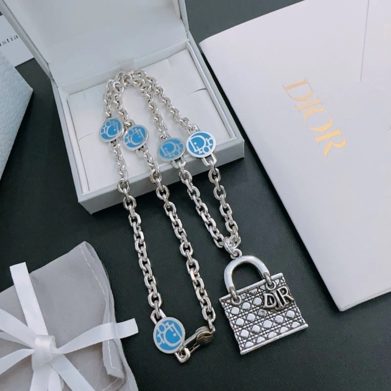 EyeCatching Christian Dior Necklaces 235750