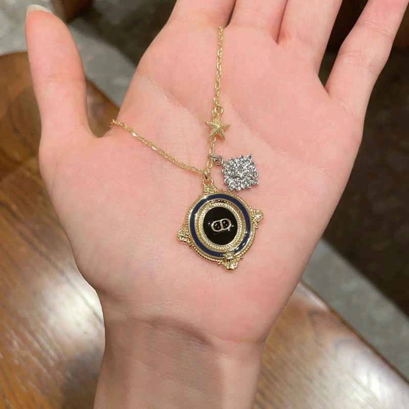 Christian Dior Necklaces Chic 235828