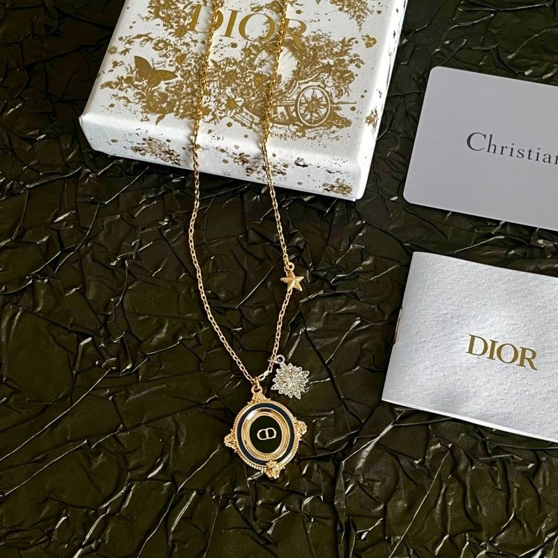 Christian Dior Necklaces Chic 235828