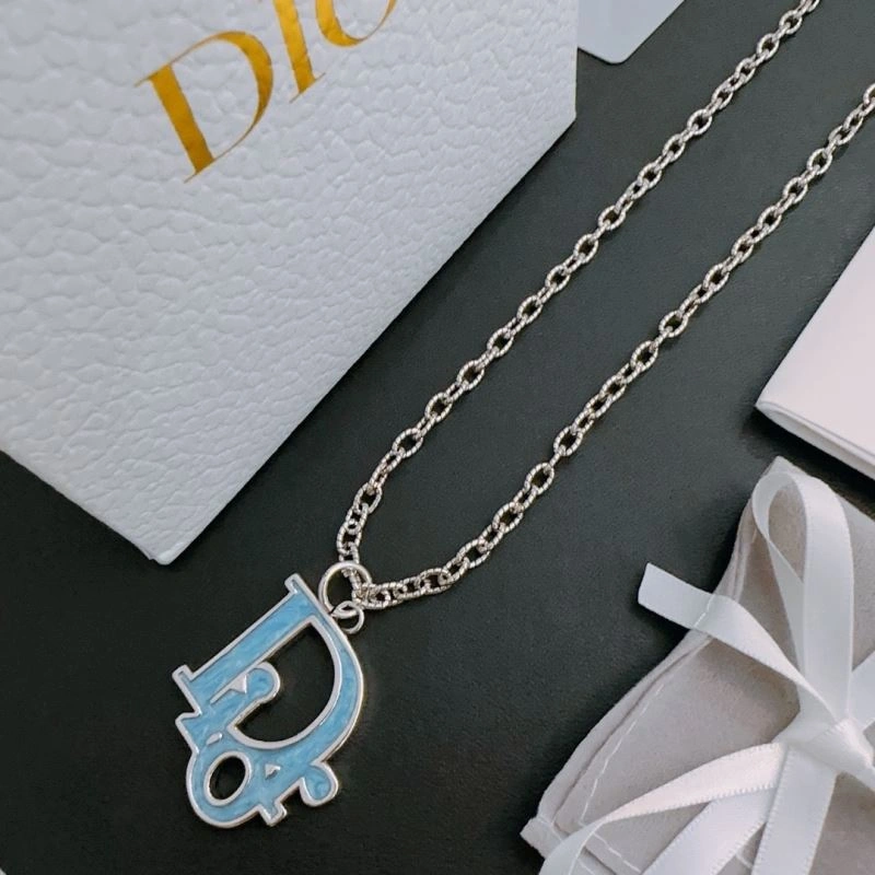 Christian Dior Necklaces Packable 235736