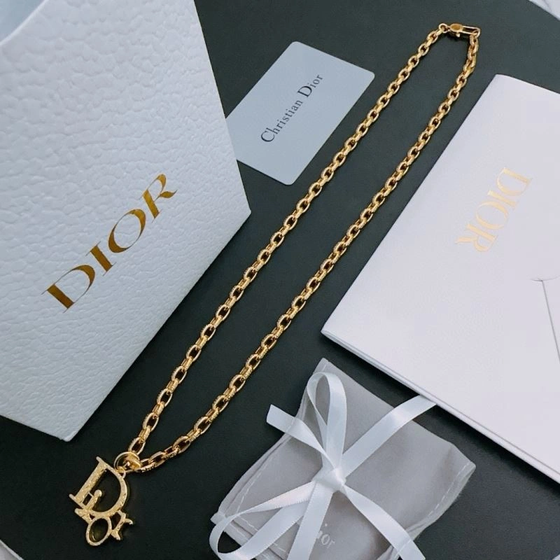 Christian Dior Necklaces AllSeason 235732