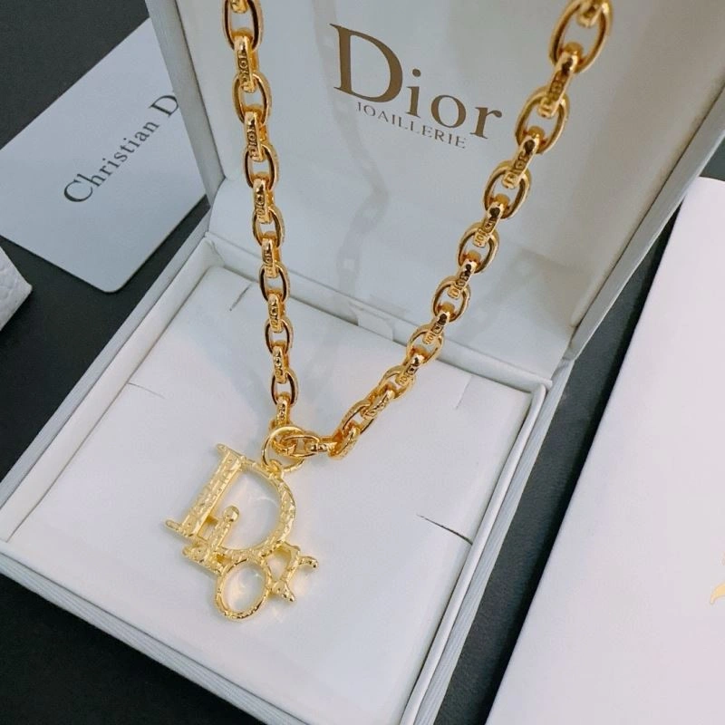 Christian Dior Necklaces AllSeason 235732