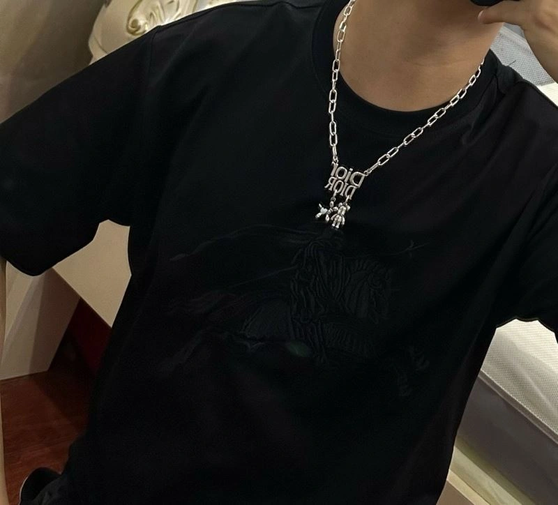 Comfortable Christian Dior Necklaces 235737