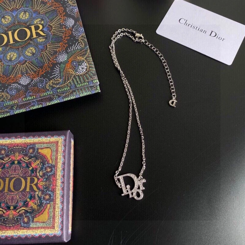 NewStyle Christian Dior Necklaces 232536