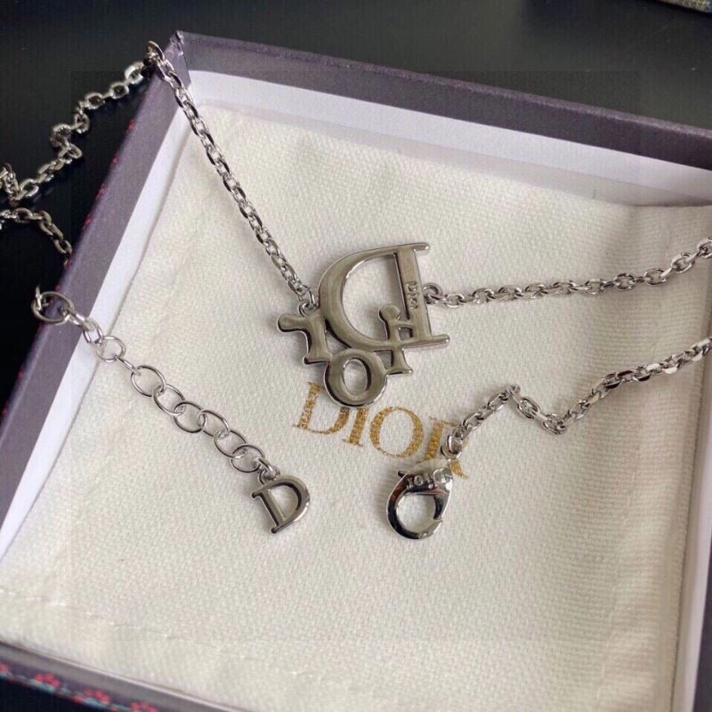 NewStyle Christian Dior Necklaces 232536