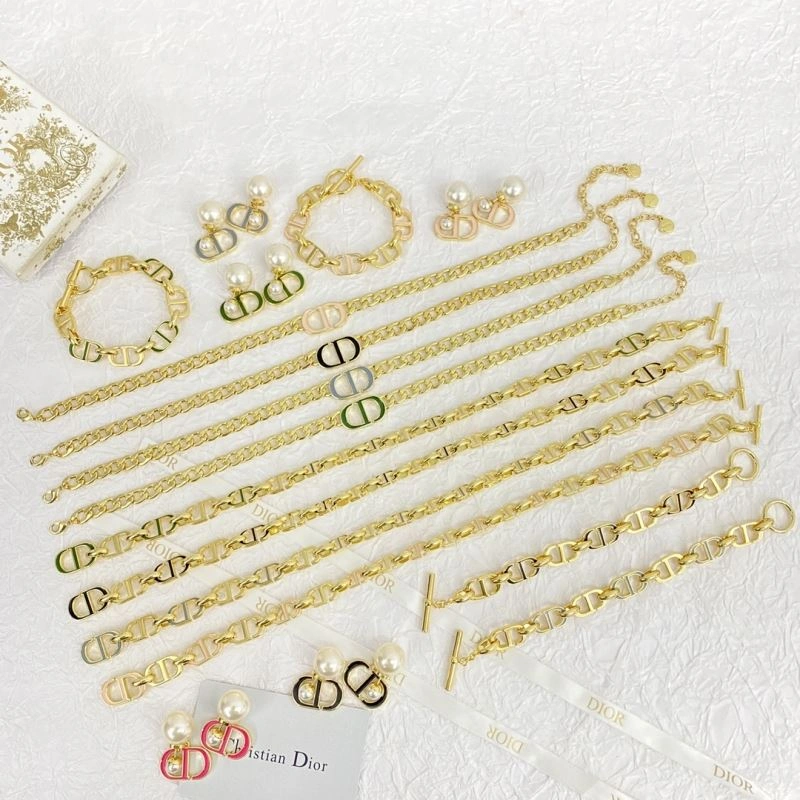 Christian Dior Necklaces ComfortFit 235721
