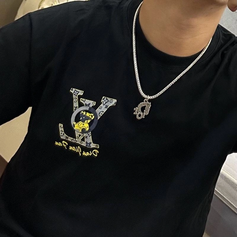 Christian Dior Necklaces MoistureWicking 235734