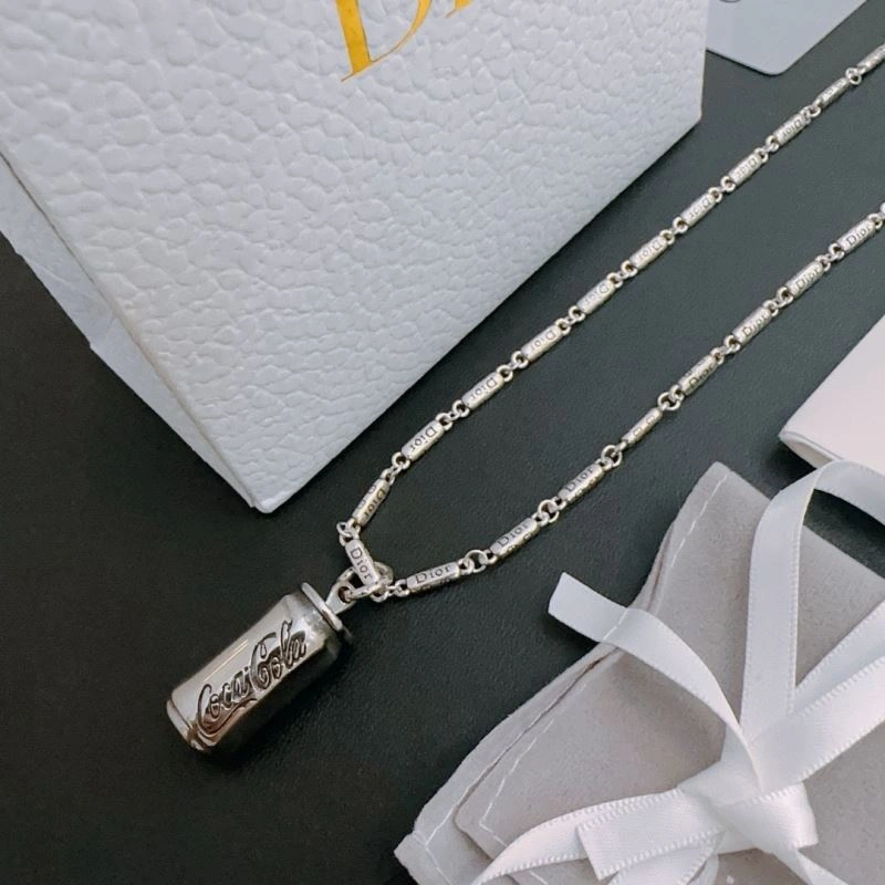 Christian Dior Necklaces Lightweight 235729