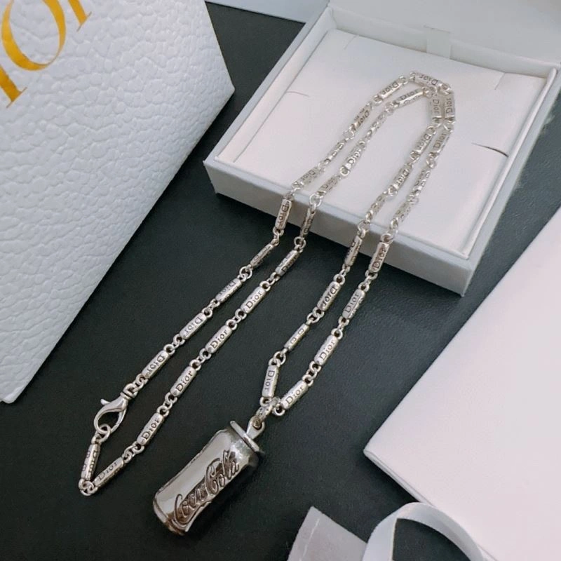 Christian Dior Necklaces Lightweight 235729