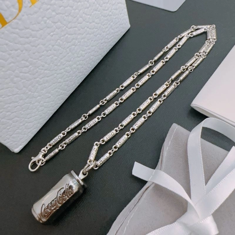 Christian Dior Necklaces Lightweight 235729