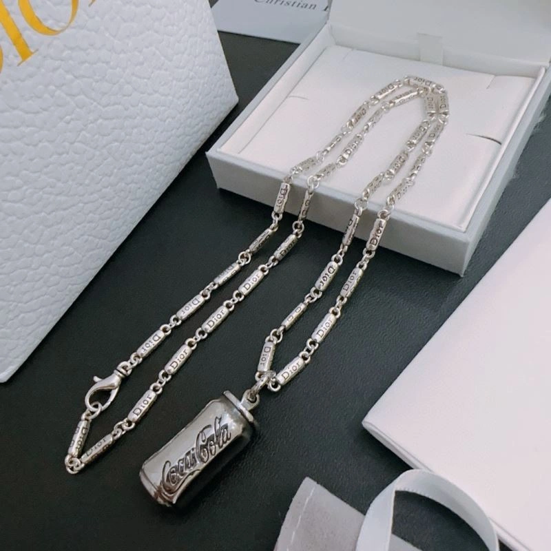 Christian Dior Necklaces Lightweight 235729