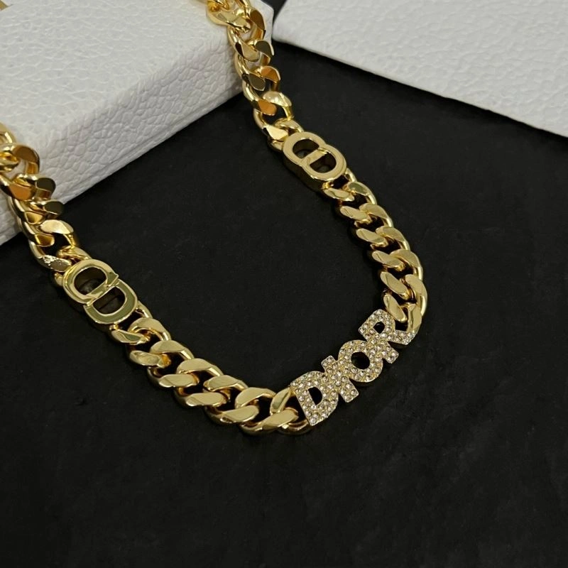 RelaxedFit Christian Dior Necklaces 235717