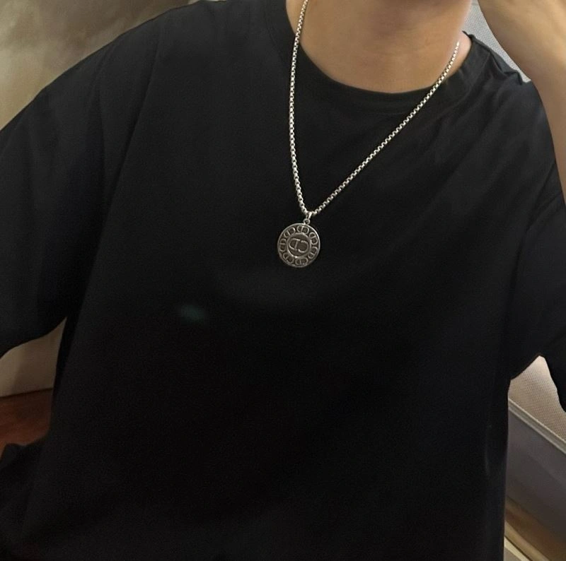 Snug Christian Dior Necklaces 235713