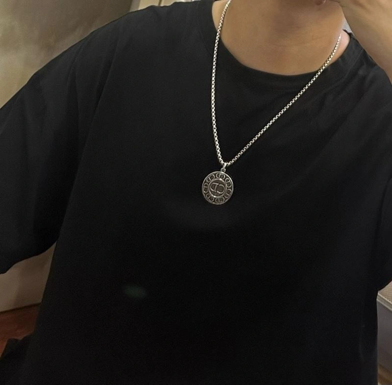Snug Christian Dior Necklaces 235713
