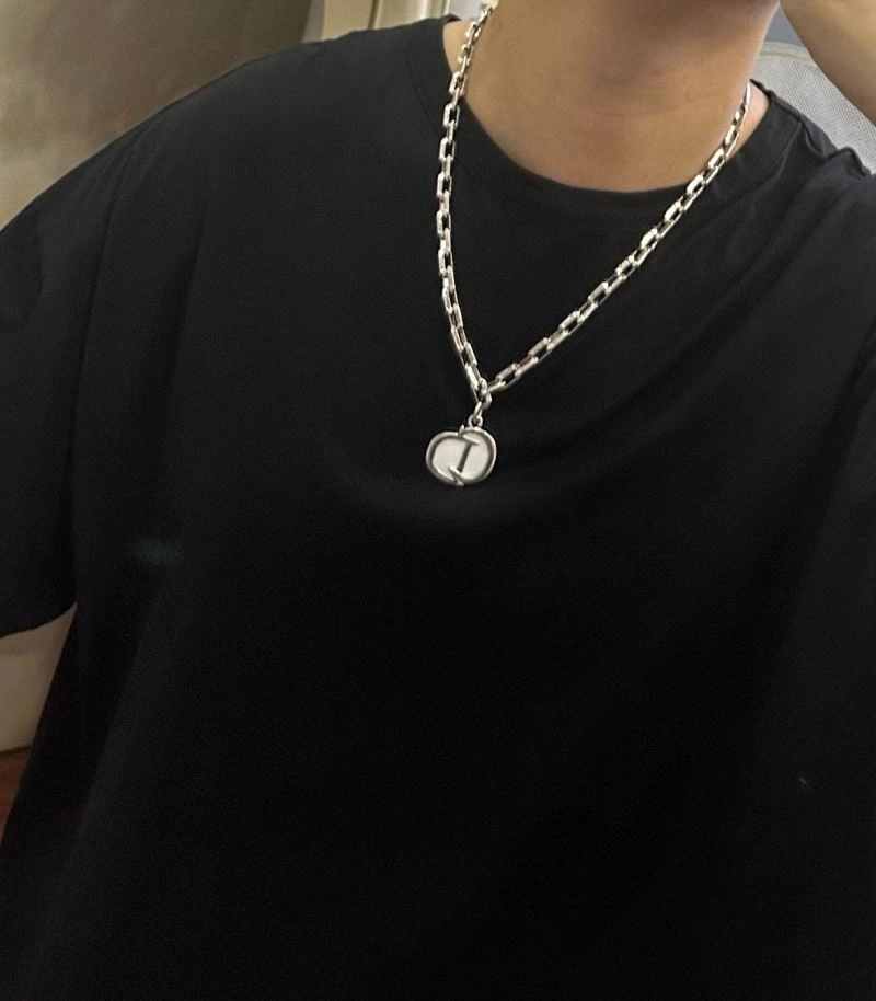 Neat Christian Dior Necklaces 235716