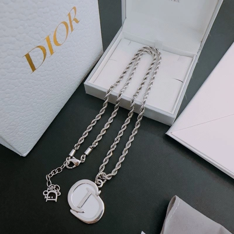 TechFriendly Christian Dior Necklaces 235699