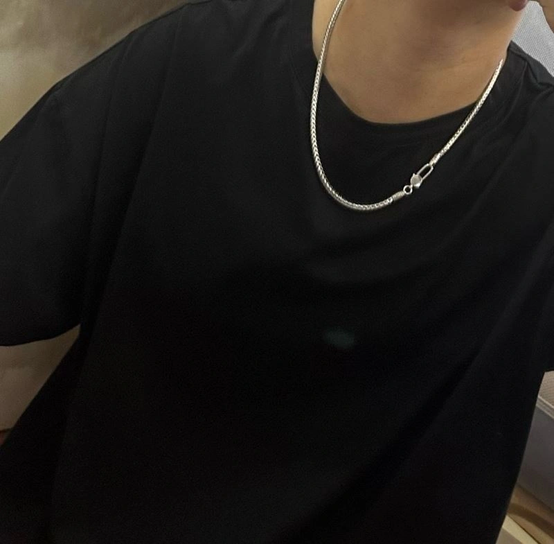 Christian Dior Necklaces Unisex 235703