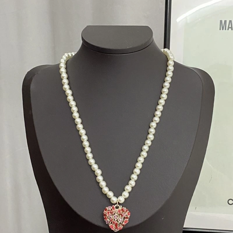 Christian Dior Necklaces Snug 236280