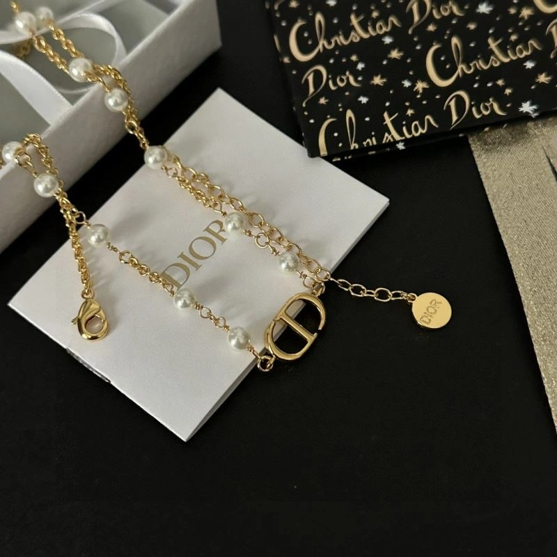 Soft Christian Dior Necklaces 236273