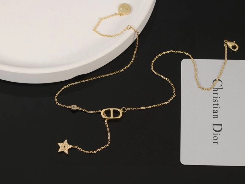 RelaxedFit Christian Dior Necklaces 236278
