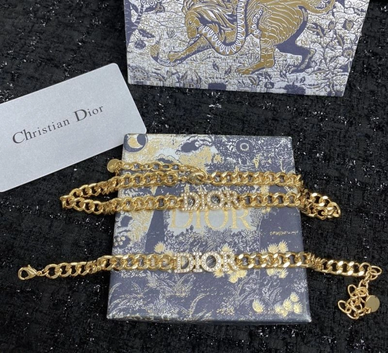 Thermal Christian Dior Necklaces 236268